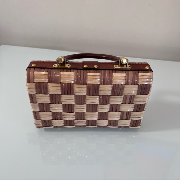 PURSE | Brown, tan & gold checkered basket woven medium box spring hand purse - Picture 14 of 16